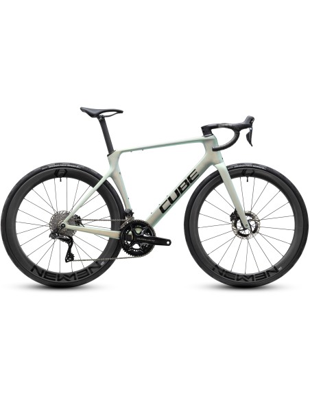 Cube Agree C:62 SLT Di2 (Dura-ace)