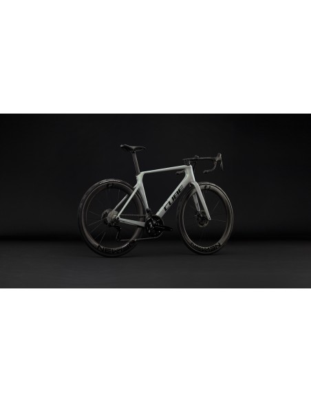 Cube Agree C:62 SLT Di2 (Dura-ace)